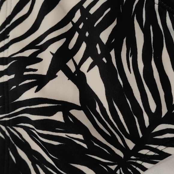 Athleta Palms Tide Bikini Bottom, Black & White Size Large #777042 - Picture 7 of 7